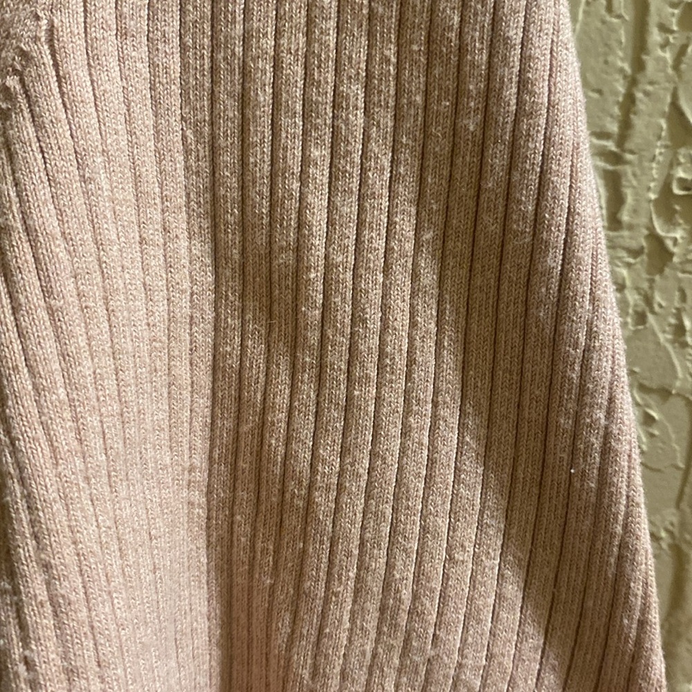 Women's Pink Ribbed Top - Picture 4 of 5